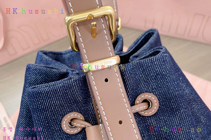 ★미러급★미우미우 드로스트링 버킷 숄더백 5BE089