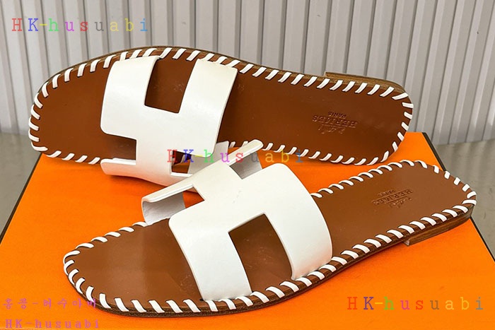 NEW 에르메스 샌들 신상 H 748809