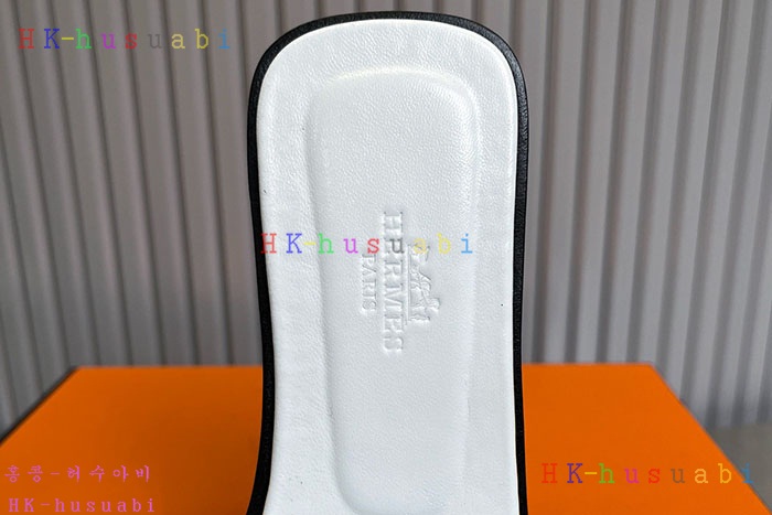 NEW 에르메스 샌들 신상 H 748910