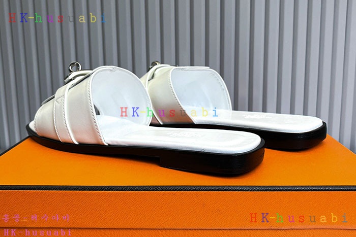 NEW 에르메스 샌들 신상 H 748910