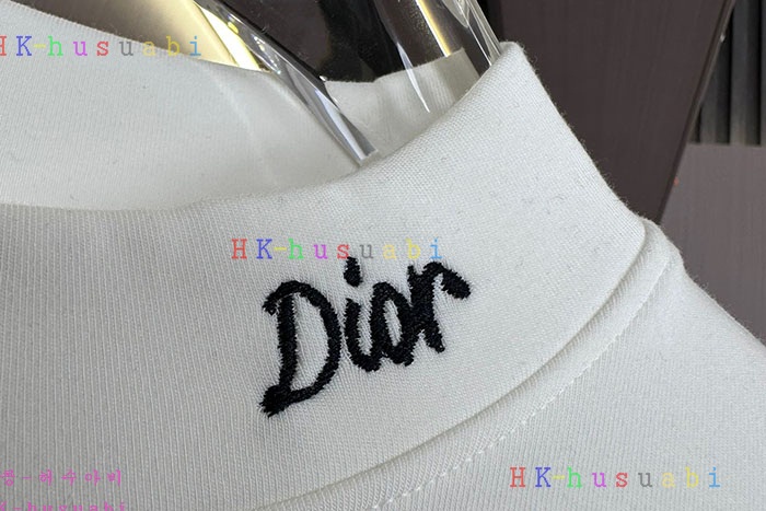 NEW 디올 긴팔티 신상 DR 496603
