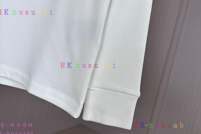 NEW 디올 긴팔티 신상 DR 496603