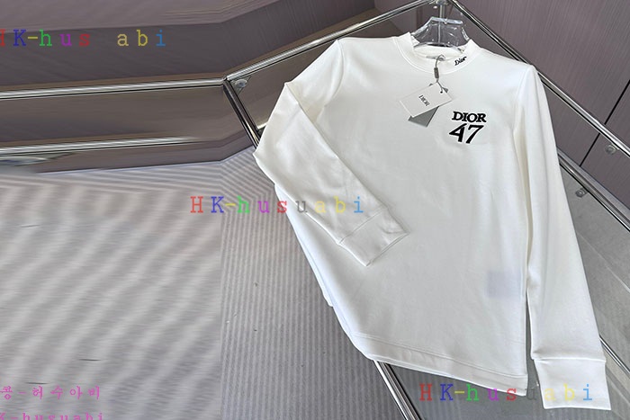 NEW 디올 긴팔티 신상 DR 496603