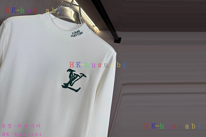 NEW 루이비통 긴팔티 신상 LV 4417015