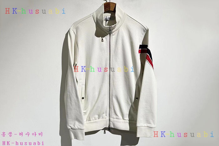 NEW 몽클레어 자켓 신상 M 1665015