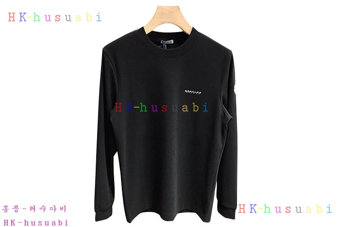 NEW 몽클레어 긴팔티 신상 M 1665014