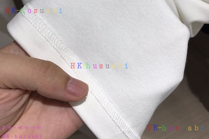 NEW 버버리 긴팔티 신상 BB 754022