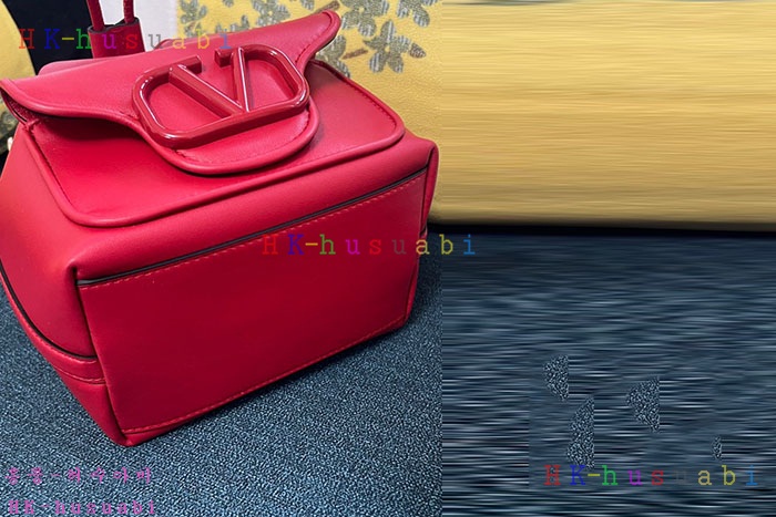 ★미러급★발렌티노 로코 가죽 버킷 백 WB0M94  