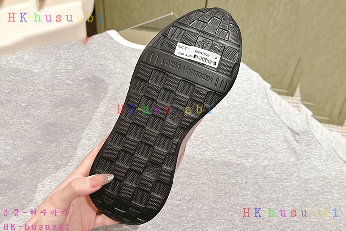NEW 루이비통 스니커즈 신상 LV 987110