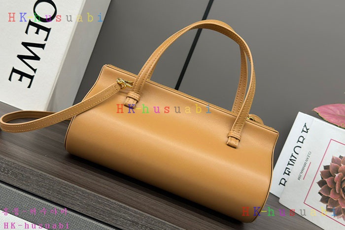 ★미러급★로에베 스몰 클래스프 백 6680400-3