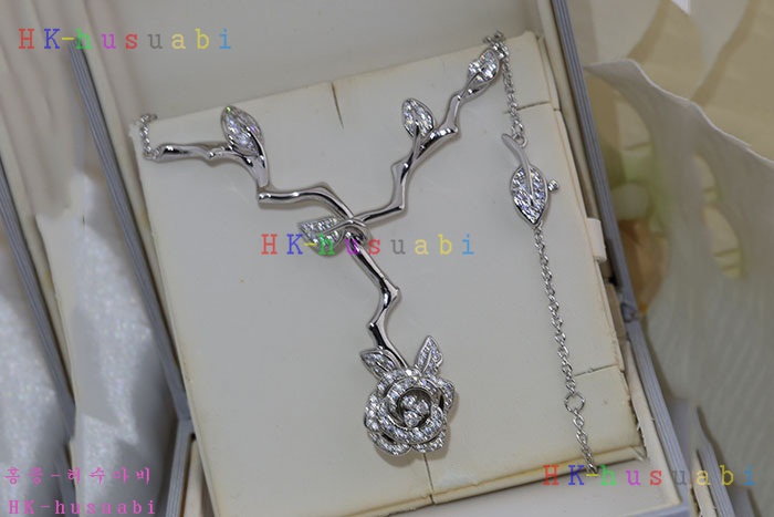 NEW  디올 목걸이 신상 DR 6855270
