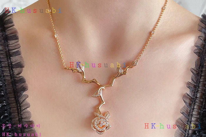 NEW  디올 목걸이 신상 DR 6855270