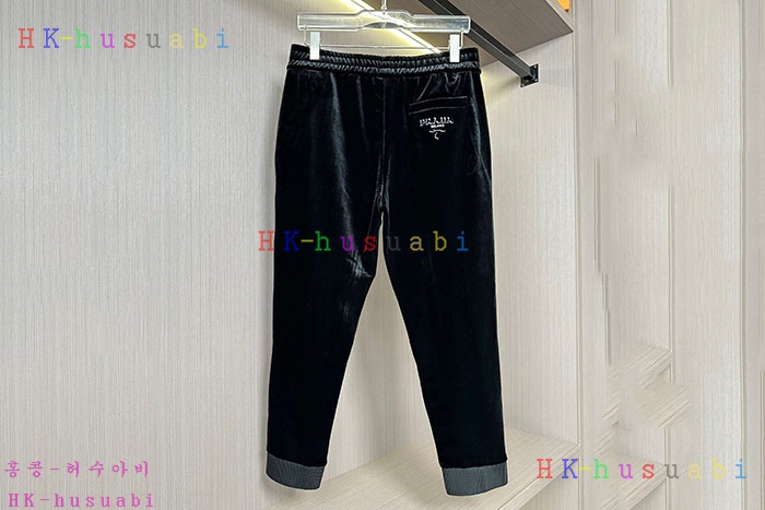 NEW 프라다 후드집업 상하의셋트 신상 P 1458031