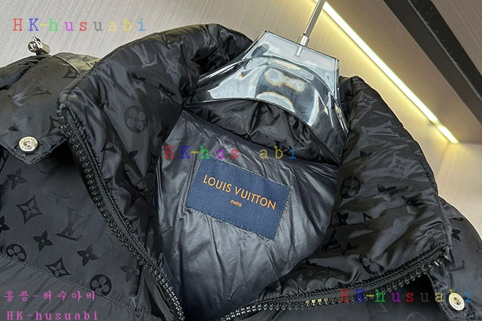 NEW 루이비통 패딩 신상 LV 1470053