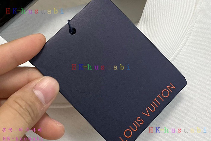 NEW 루이비통 긴팔티 신상 LV 1471118
