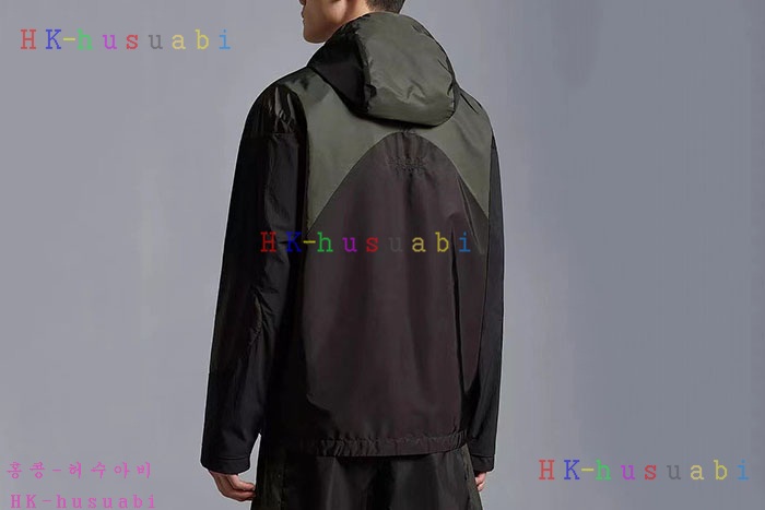 NEW 몽클레어 자켓 신상 M 3654415