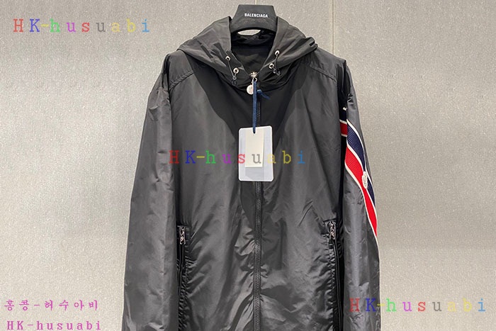 NEW 몽클레어 자켓 신상 M 3654455