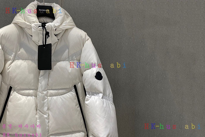 NEW 몽클레어 패딩 신상 M 3654456