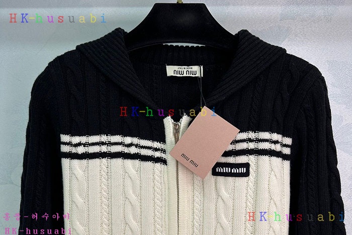 NEW 미우미우 가디건 신상   M 3114016