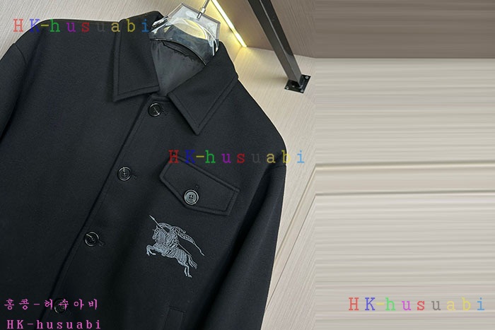 NEW 버버리 자켓  신상 B 70444016