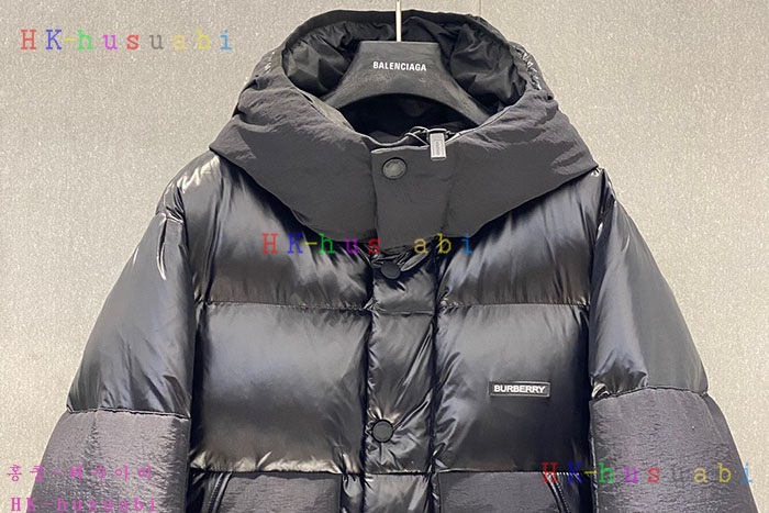 NEW 버버리 패딩 신상 B 70444024