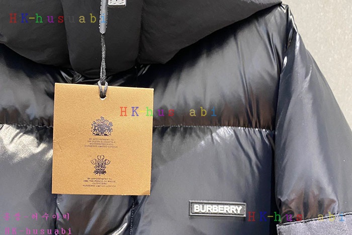 NEW 버버리 패딩 신상 B 70444024