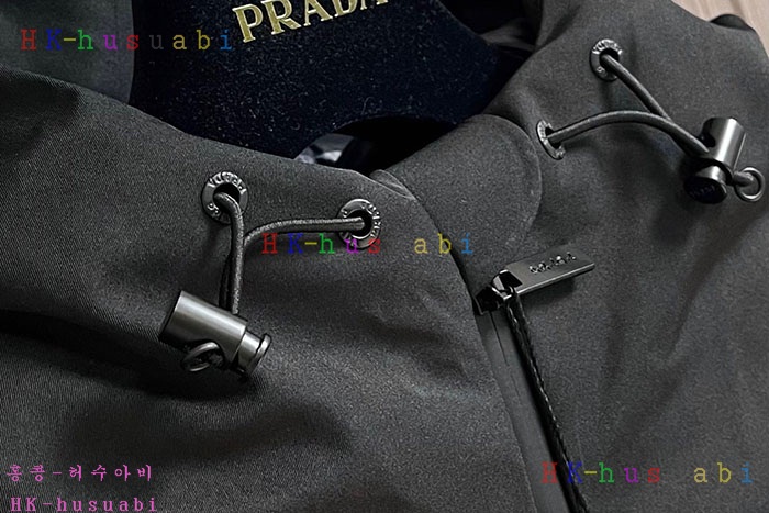 NEW 프라다 패딩 신상 P 4475043