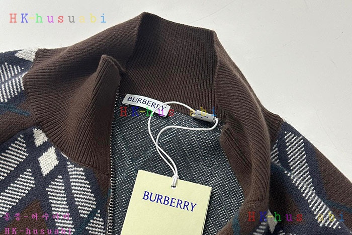 NEW 버버리 가디건 신상 BB  1408800
