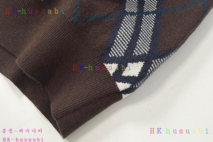 NEW 버버리 가디건 신상 BB  1408800