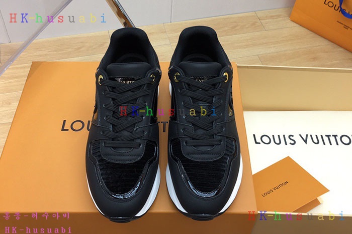 NEW 루이비통 스니커즈 신상 LV 4658019