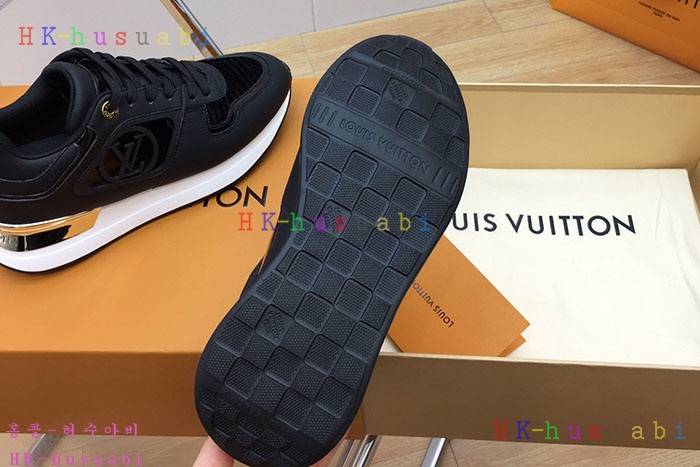 NEW 루이비통 스니커즈 신상 LV 4658019