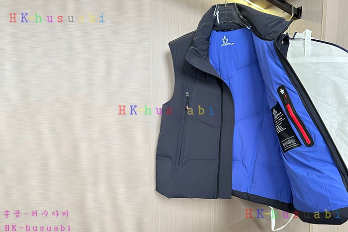 NEW 몽클레어 패딩조끼 신상 M 924410