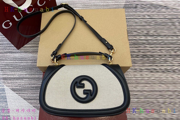 ★미러급★구찌 스몰 블론디 핸들백 ‎815714-6