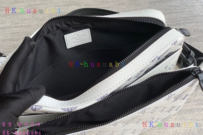 ★미러급★루이비통 트리오 메신저백 화이트 M24754
