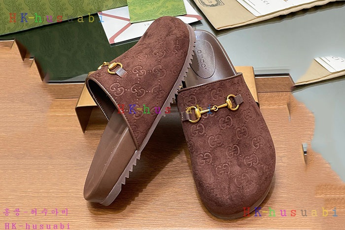 NEW 구찌 스니커즈 신상 GU 417551