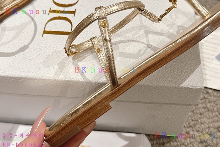 NEW 디올 샌들 신상 DR 14089015