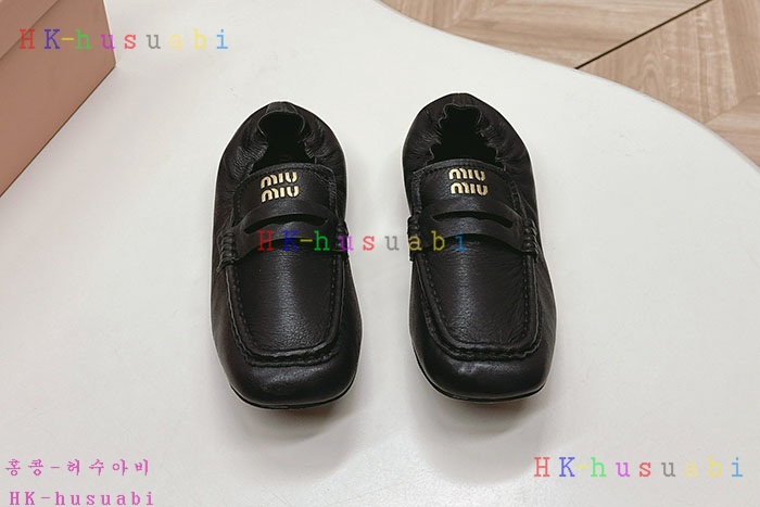 NEW 미우미우 신발 신상 MU 7123301
