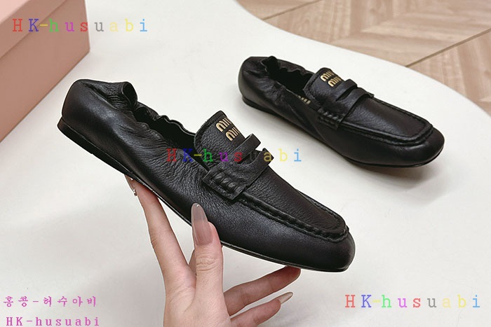 NEW 미우미우 신발 신상 MU 7123301