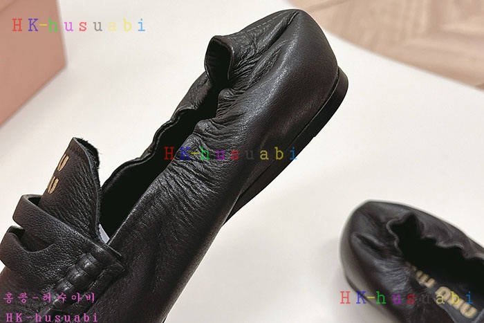 NEW 미우미우 신발 신상 MU 7123301