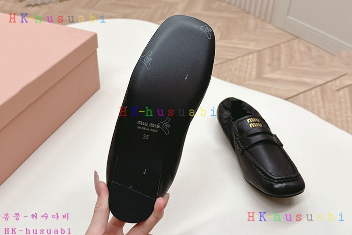 NEW 미우미우 신발 신상 MU 7123301