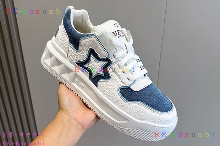 NEW 발렌티노 스니커즈 신상 V 599012