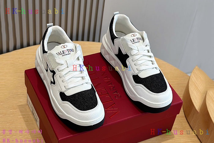 NEW 발렌티노 스니커즈 신상 V 599014