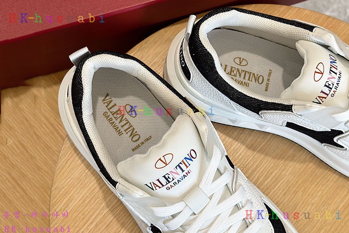 NEW 발렌티노 스니커즈 신상 V 599014