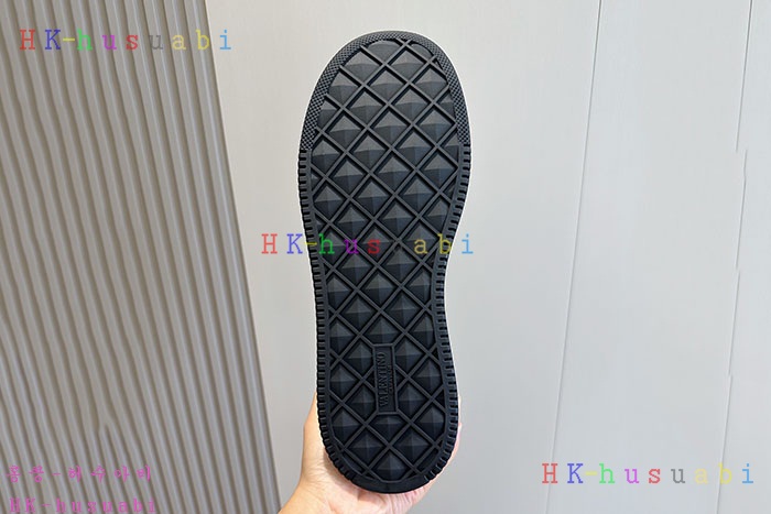NEW 발렌티노 스니커즈 신상 V 599014
