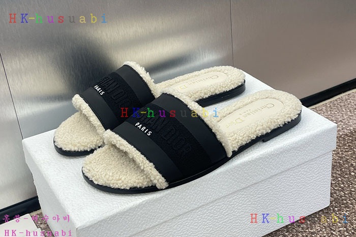 NEW 디올 신발 신상 DR 3950103