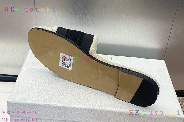 NEW 디올 신발 신상 DR 3950103