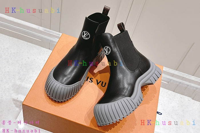 NEW 루이비통 부츠 신상 LV 558070