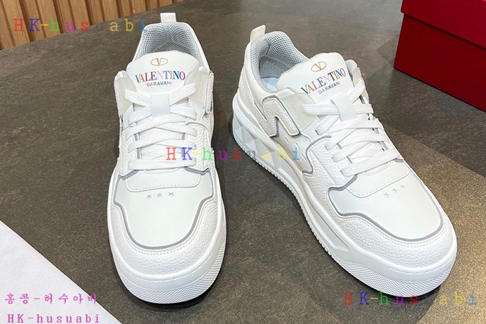 NEW 발렌티노 스니커즈 신상 V 447011