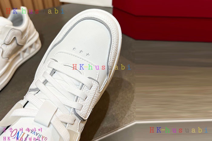 NEW 발렌티노 스니커즈 신상 V 447011