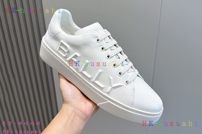 NEW 발리 스니커즈 신상 B 558605